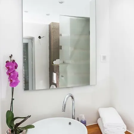 Galla Guest house 3*